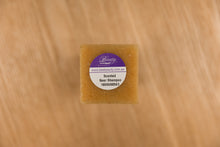 Load image into Gallery viewer, Tasmanian Real Beer &amp; Honey Shampoo Bar - Trial Size 30g